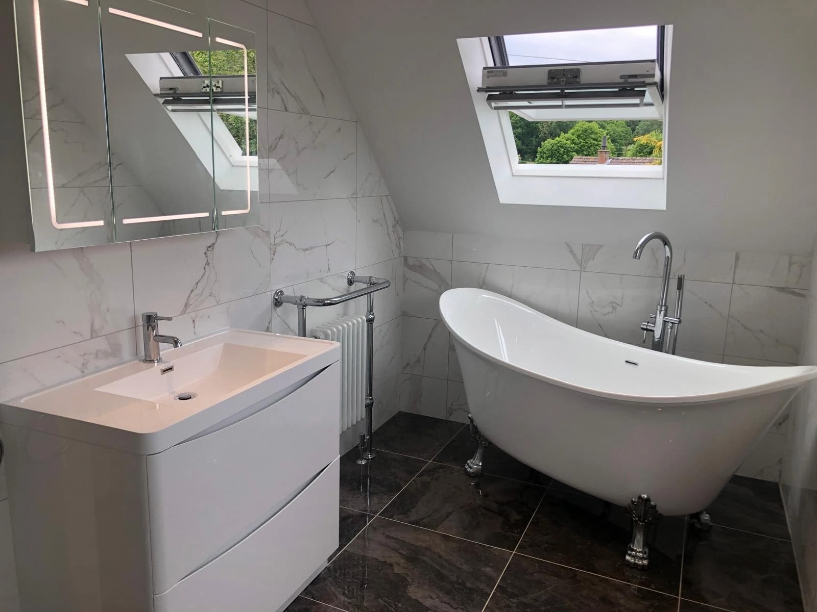 Modern bathroom
